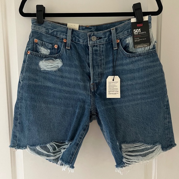 NWT Levi's 501 '90s Shorts - Picture 1 of 6